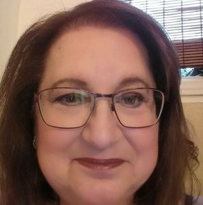 Meet your Posher, Catherine